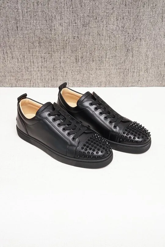 CHRISTIAN LOUBOUTIN Men Louis Junior Spikes Sneakers in Black 0