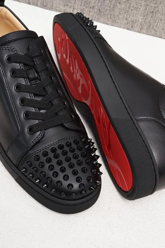 CHRISTIAN LOUBOUTIN Men Louis Junior Spikes Sneakers in Black 1