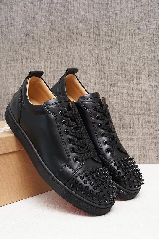CHRISTIAN LOUBOUTIN Men Louis Junior Spikes Sneakers in Black 3