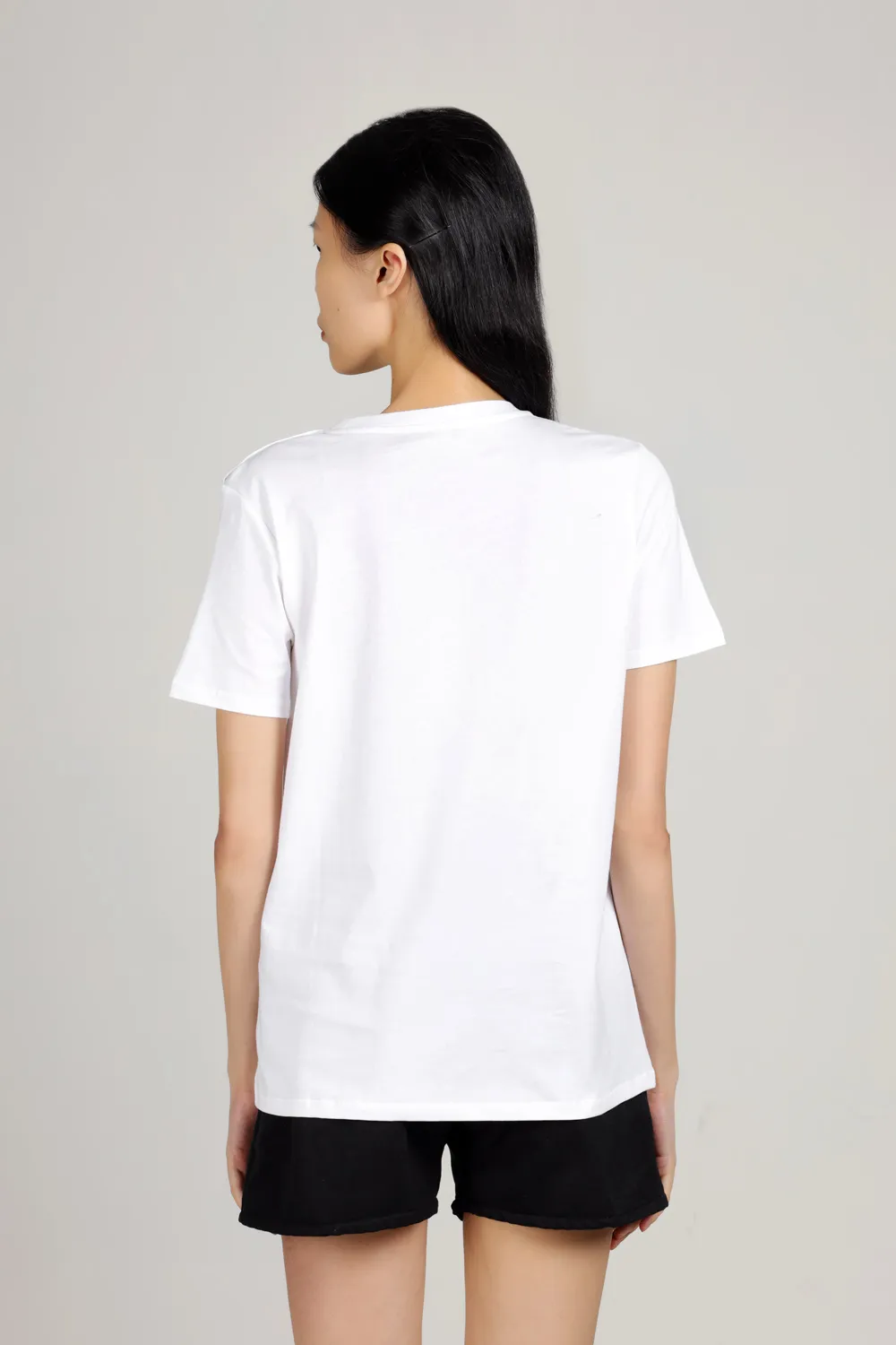 BALMAIN Women 3 Buttons Balmain Bold Logo T-Shirt in White/Black 2