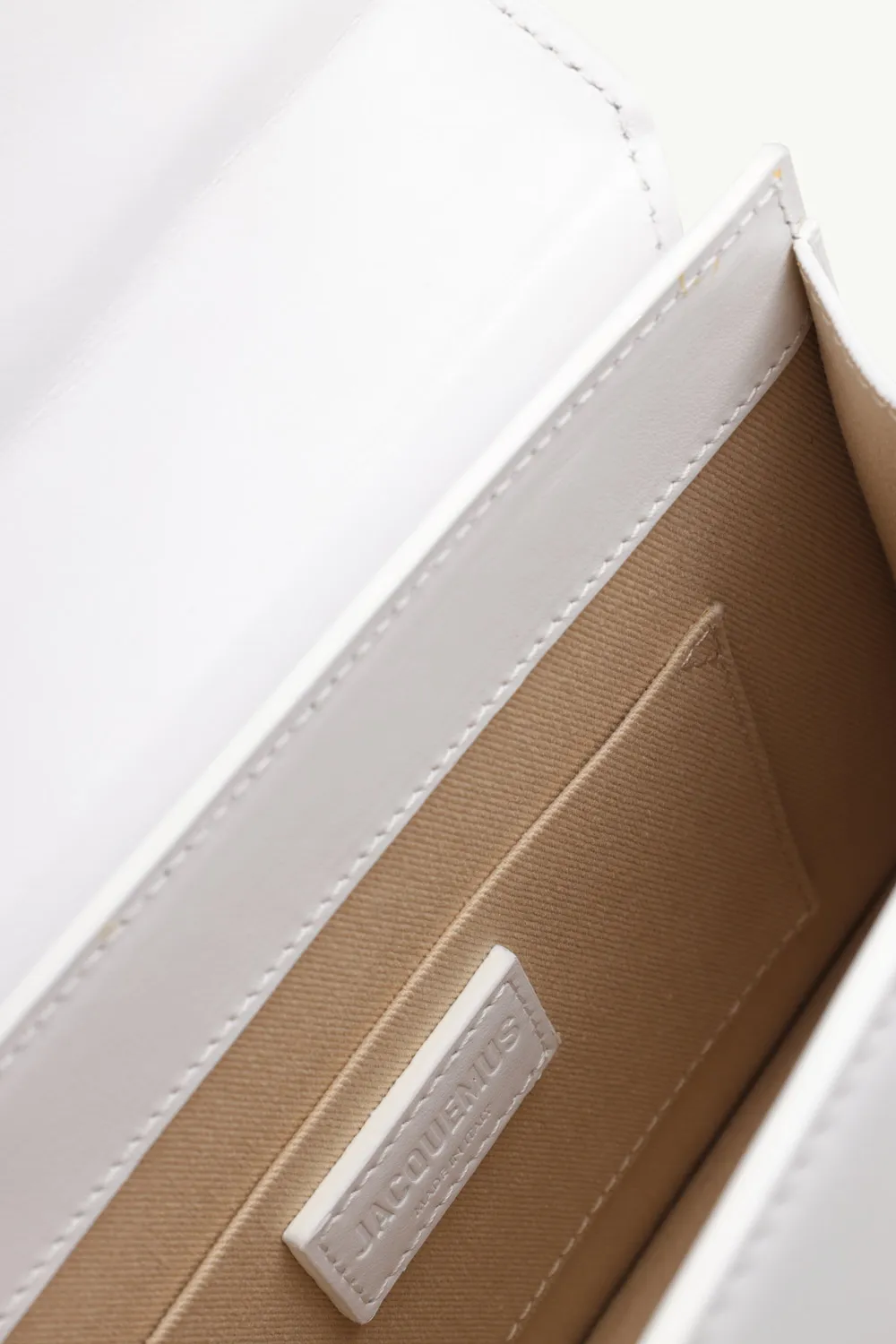 JACQUEMUS Le Grand Chiquito in White Leather 3