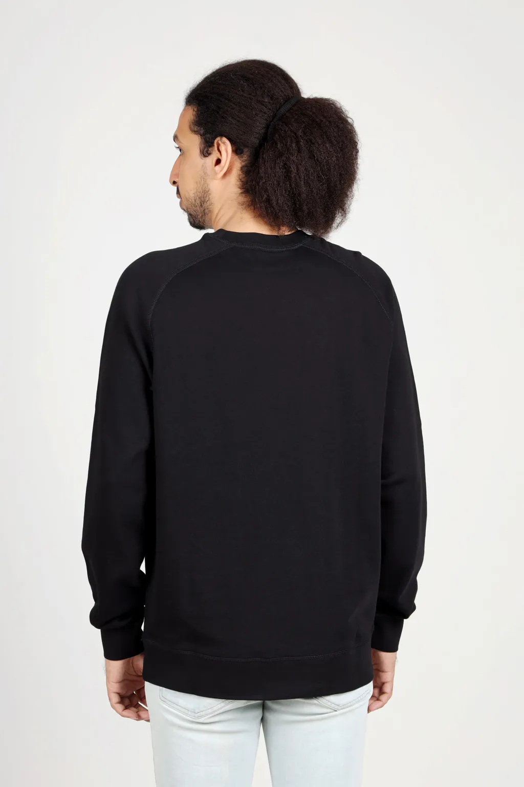 HUGO BOSS Men Westart 1 Relaxed Fit Sweatshirt in Black with Melange Logo Patch 2