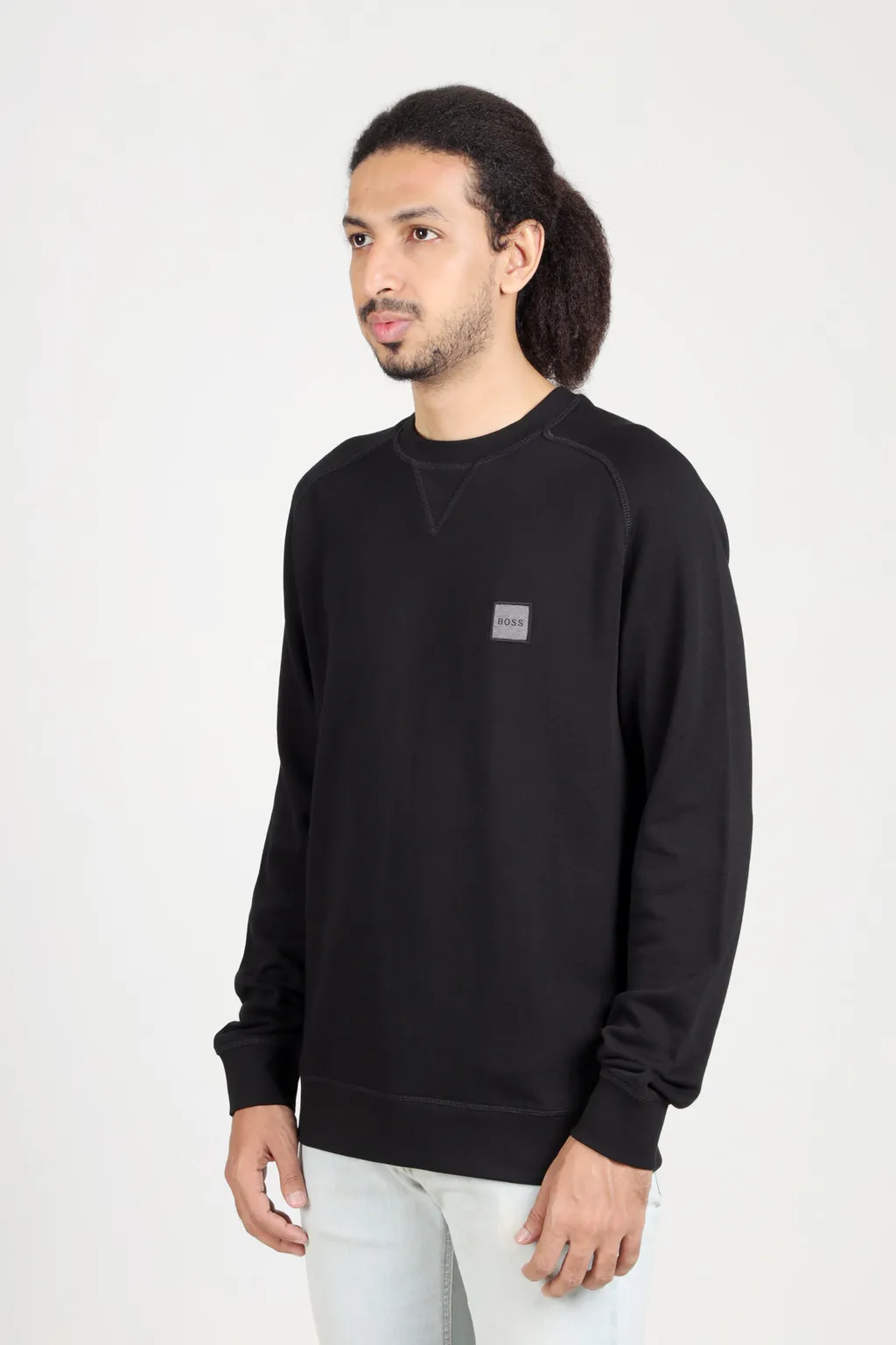HUGO BOSS Men Westart 1 Relaxed Fit Sweatshirt in Black with Melange Logo Patch 3