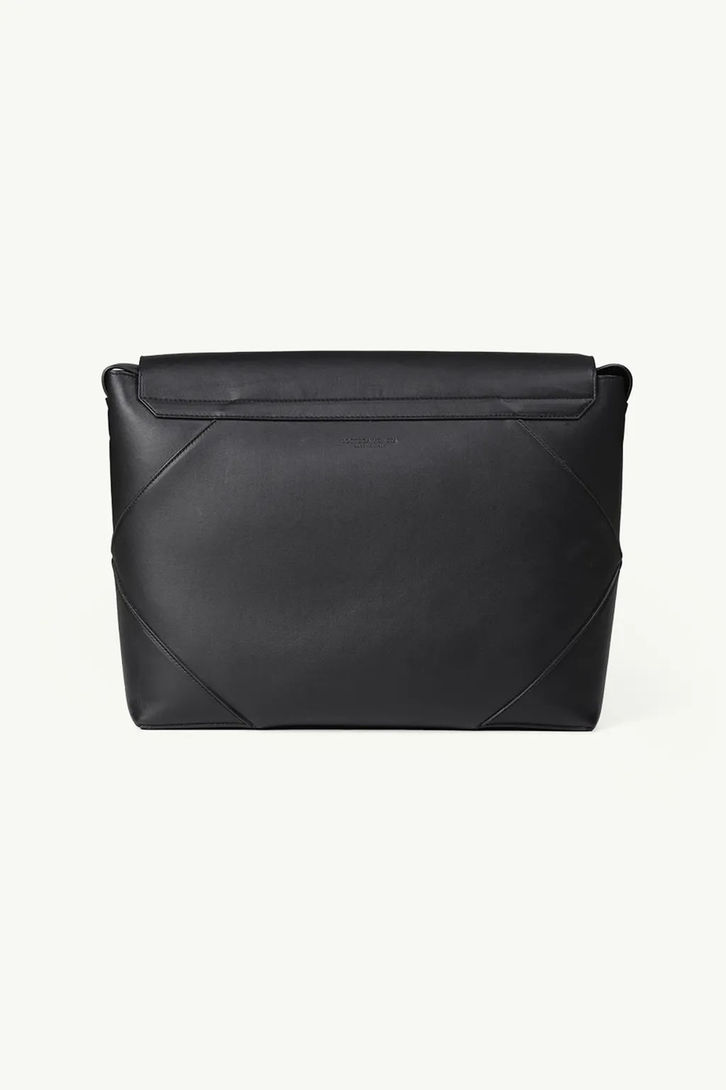 BOTTEGA VENETA Maxi Weave Messenger Bag in Black 1