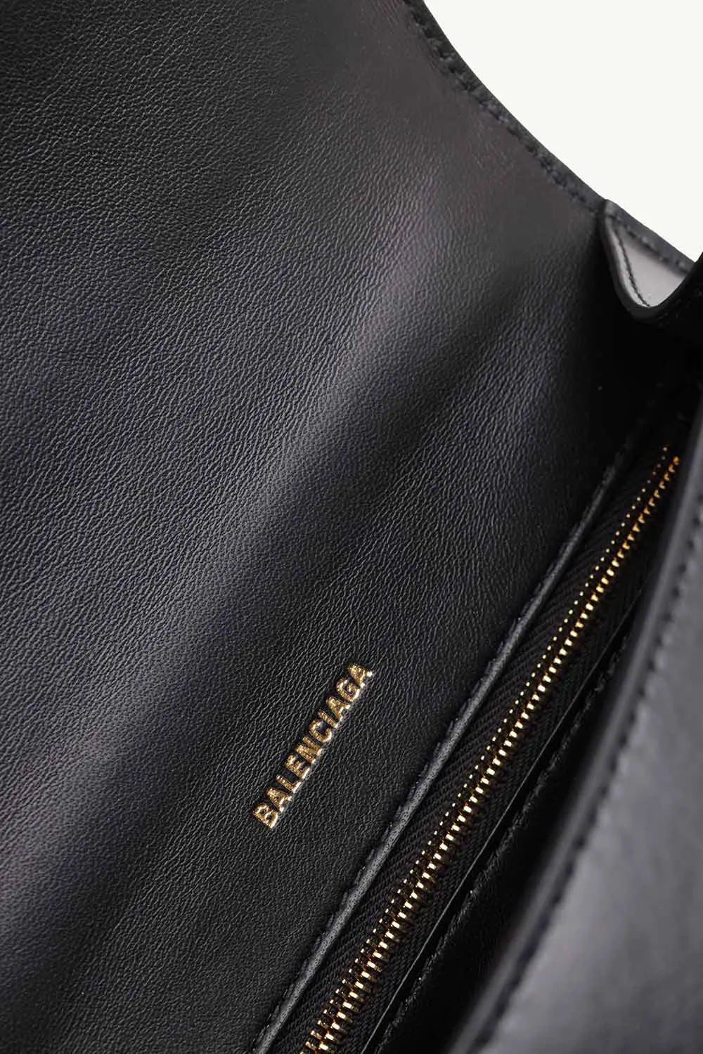 BALENCIAGA Hourglass Top Handle S in Black Shiny GHW 3
