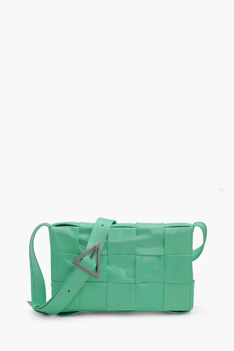 BOTTEGA VENETA Medium Intreccio Cassette Bag in Fountain Calf Leather SHW 0