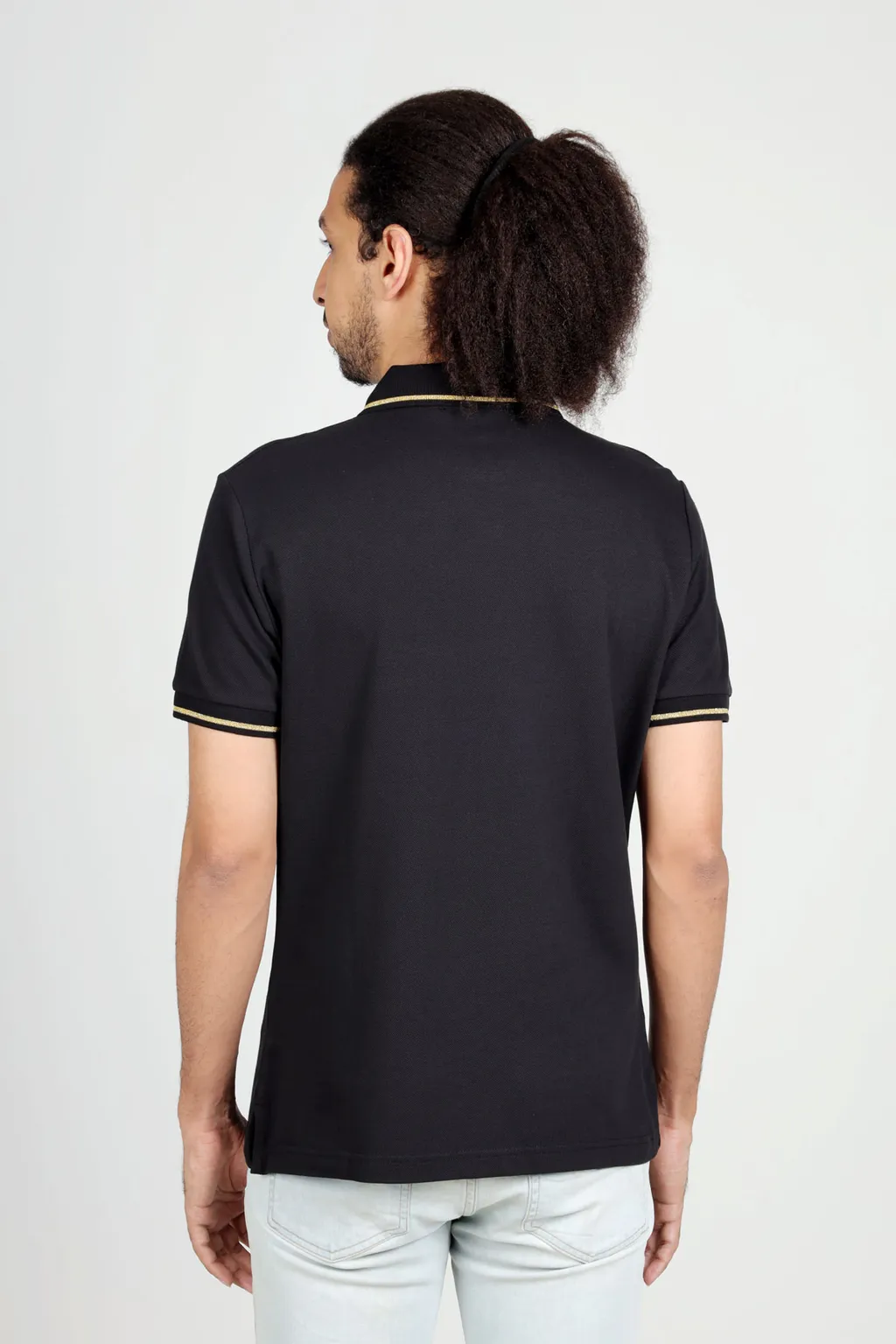 VERSACE JEANS COUTURE Men V-Emblem Polo Shirt in Black/Gold 2