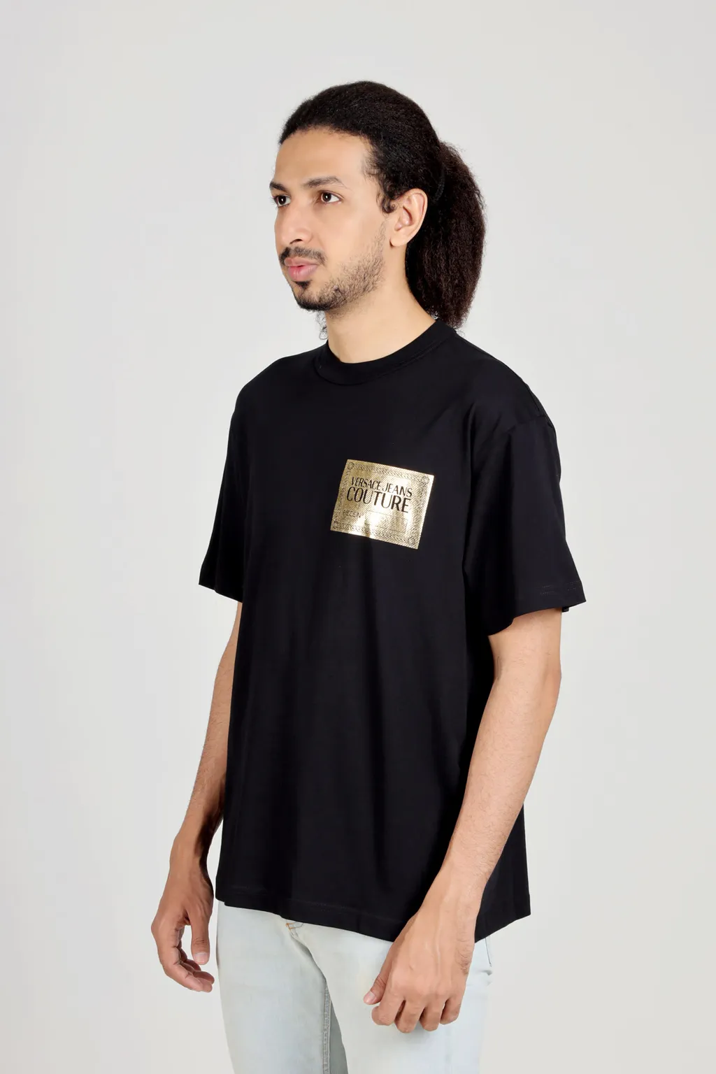 VERSACE JEANS COUTURE Men Piece Number Logo T-Shirt in Black/Gold 3