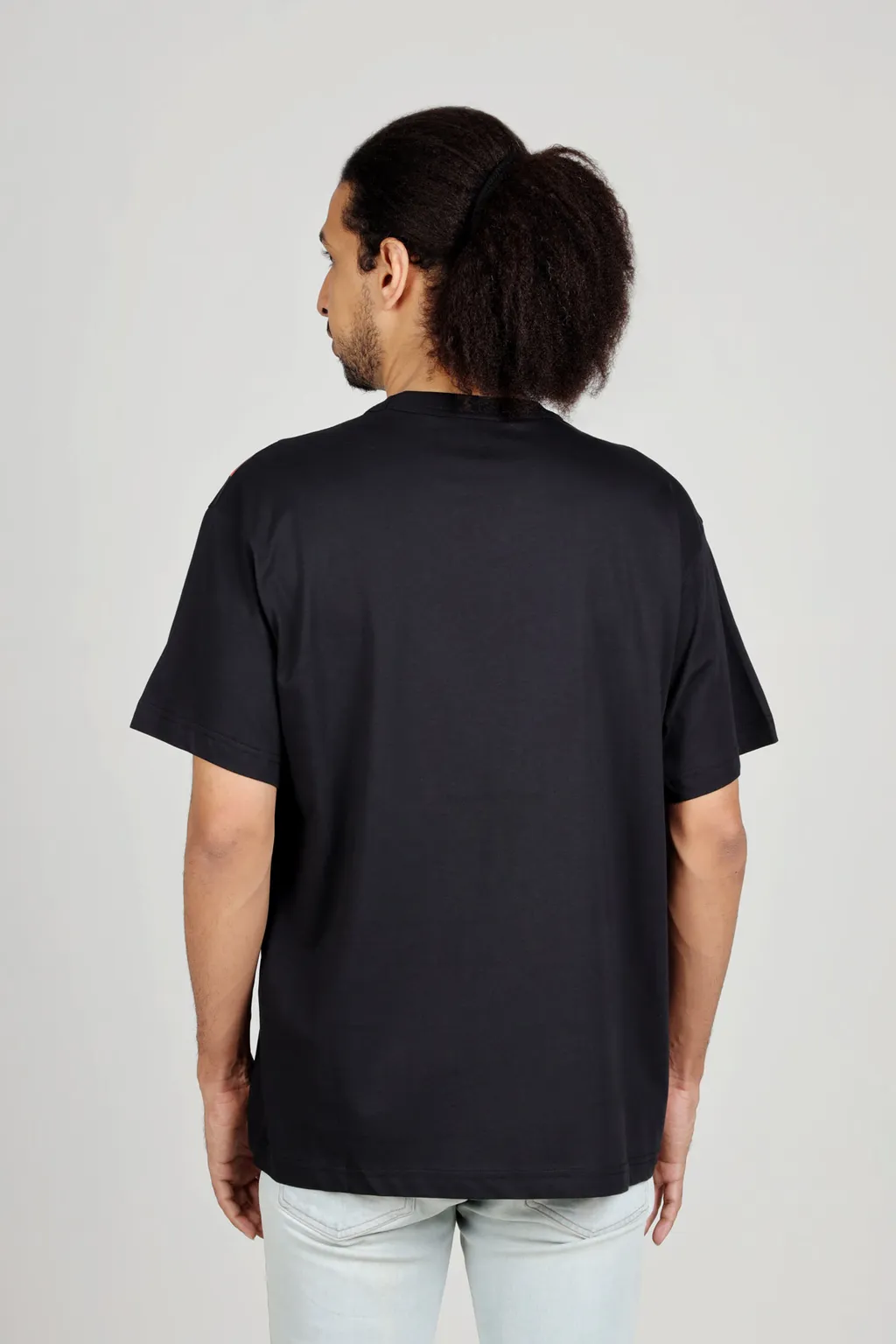 VERSACE JEANS COUTURE Men V Couture T-Shirt in Black 2