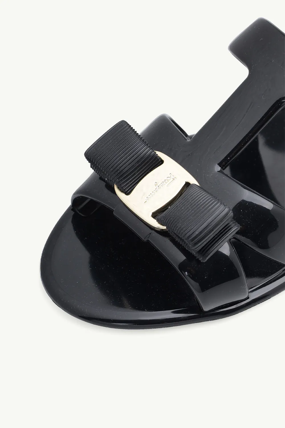 SALVATORE FERRAGAMO Women Lylia Jelly Sandals in Black 4