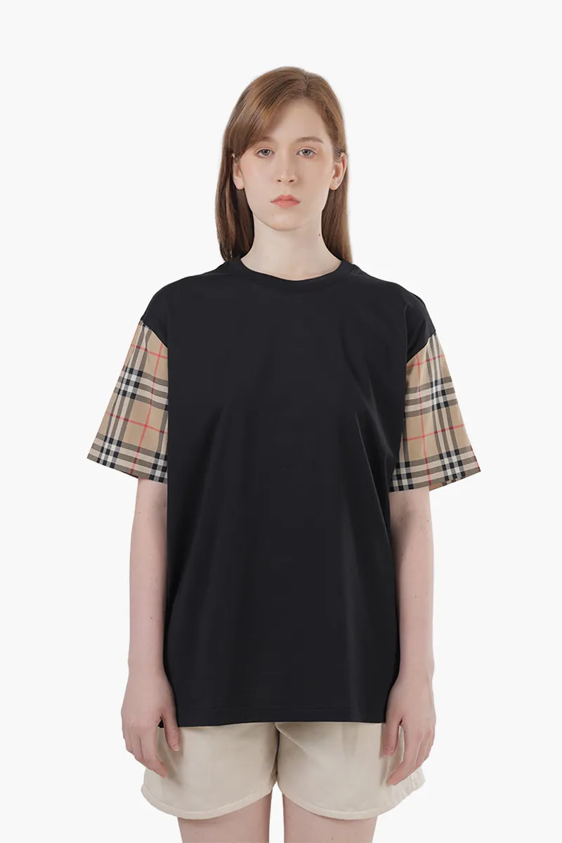 BURBERRY Women Vintage Check on Sleeves Oversized T-Shirt in Black/Archive Beige 0