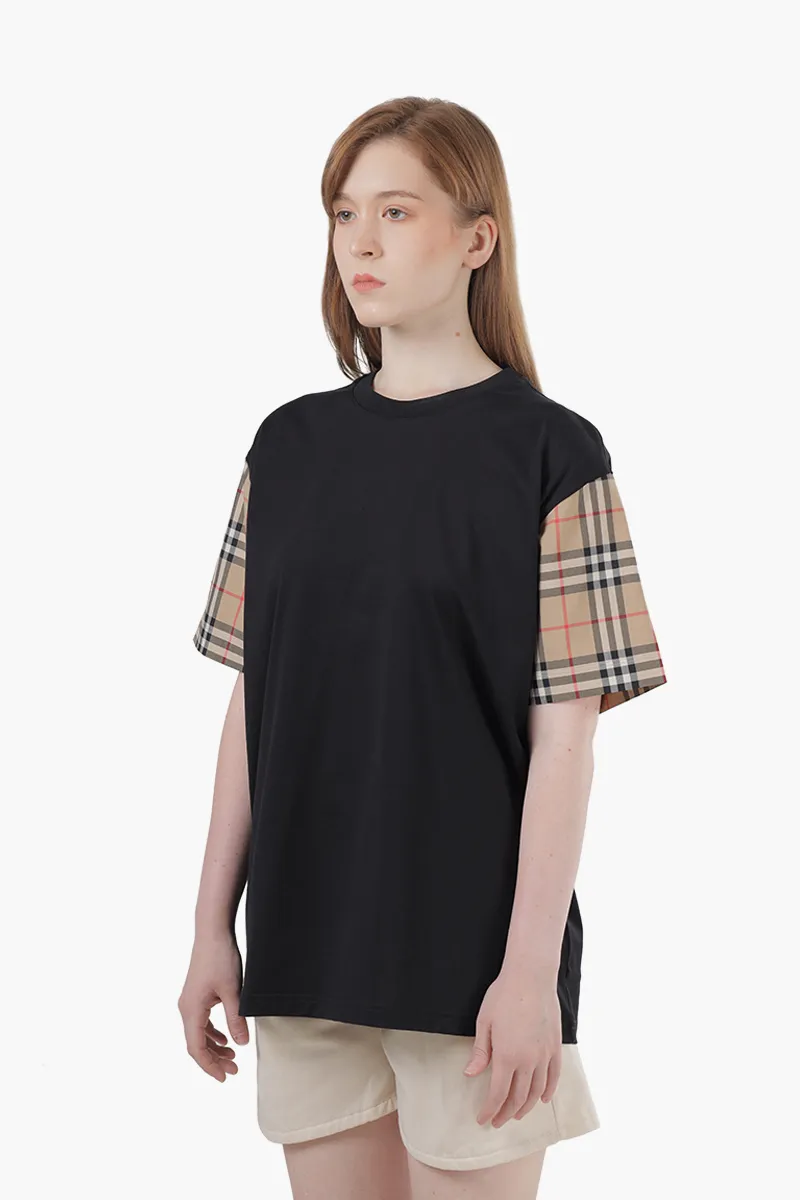 BURBERRY Women Vintage Check on Sleeves Oversized T-Shirt in Black/Archive Beige 2