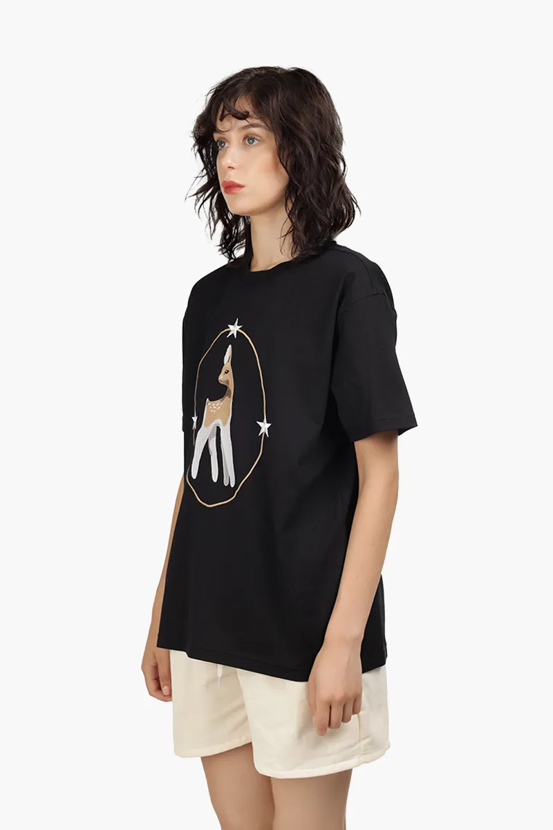BURBERRY Women Deer Graphic Oversized T-Shirt in Black 2
