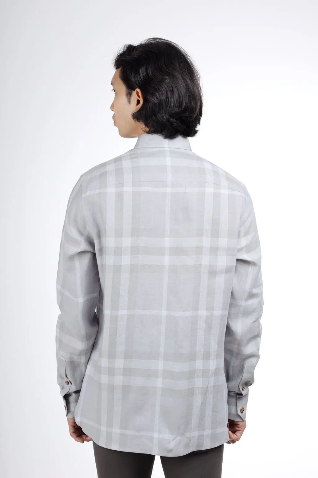 BURBERRY Men Button-Down Collar Check Linen Long Sleeve Shirt in Grey Taupe 2