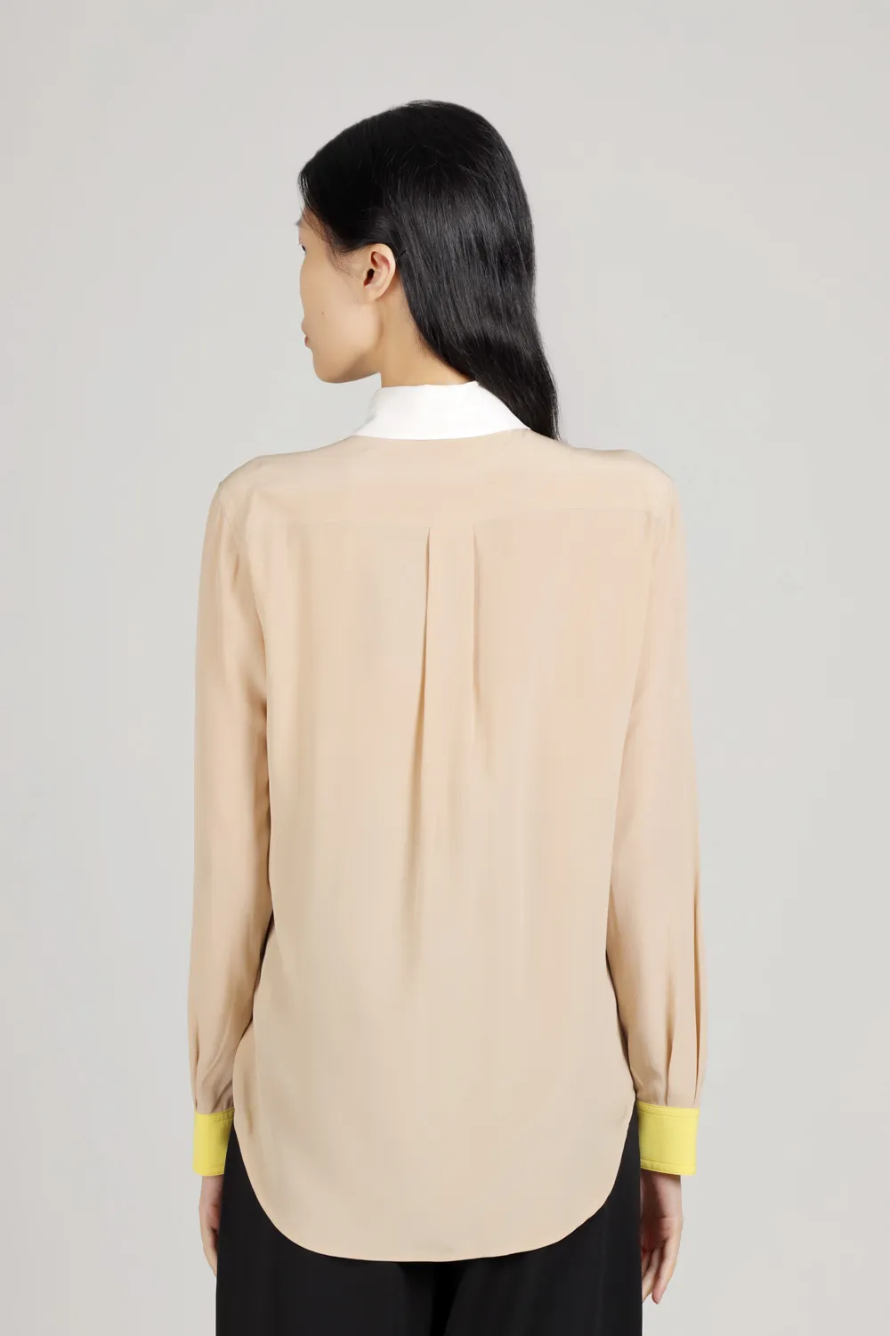 BURBERRY Women Anette Silk Long Sleeves Shirt in Soft Fawn 2
