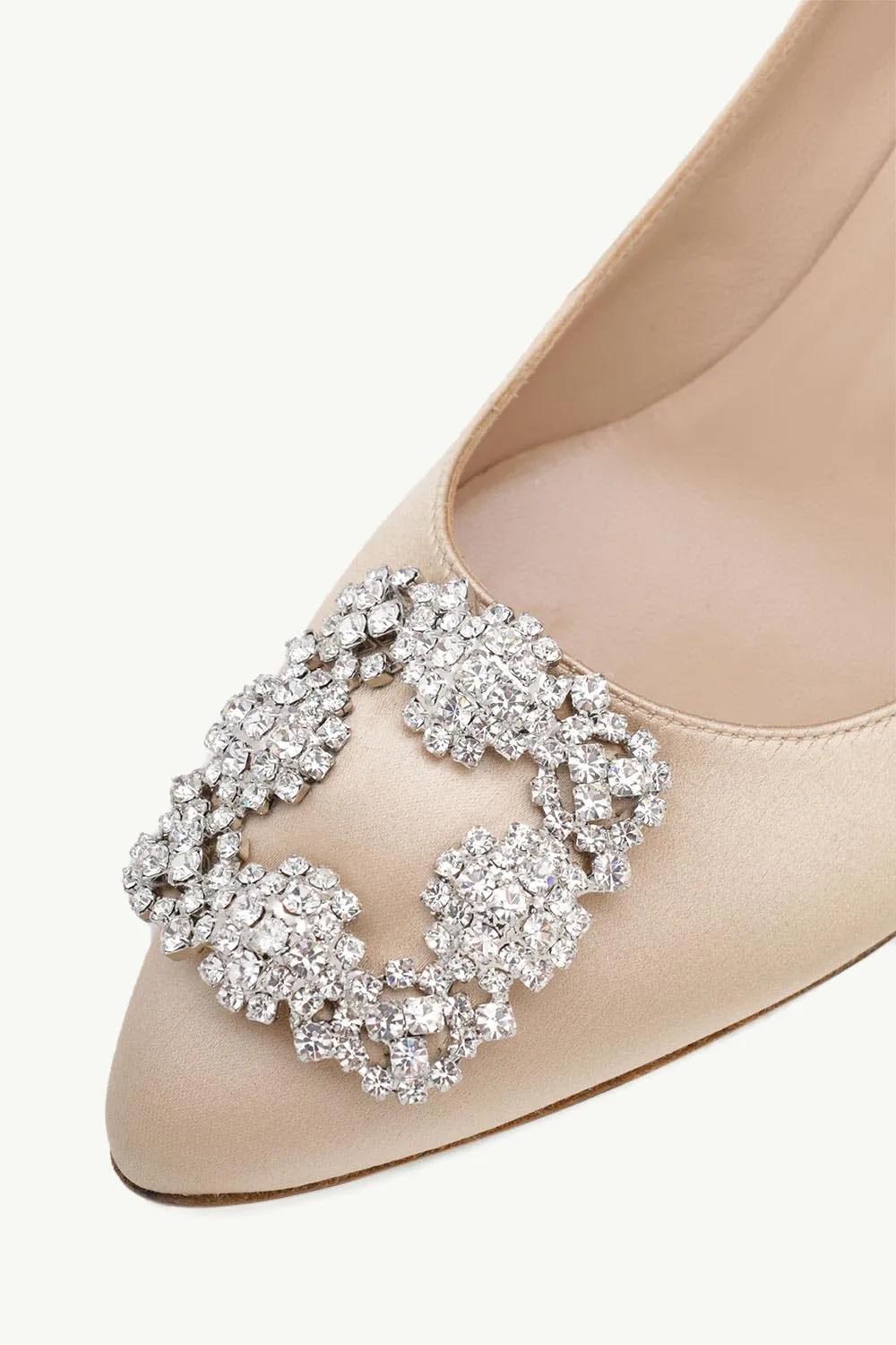 MANOLO BLAHNIK Hangisi 5cm Pumps in Nude Satin with White Crystal 4