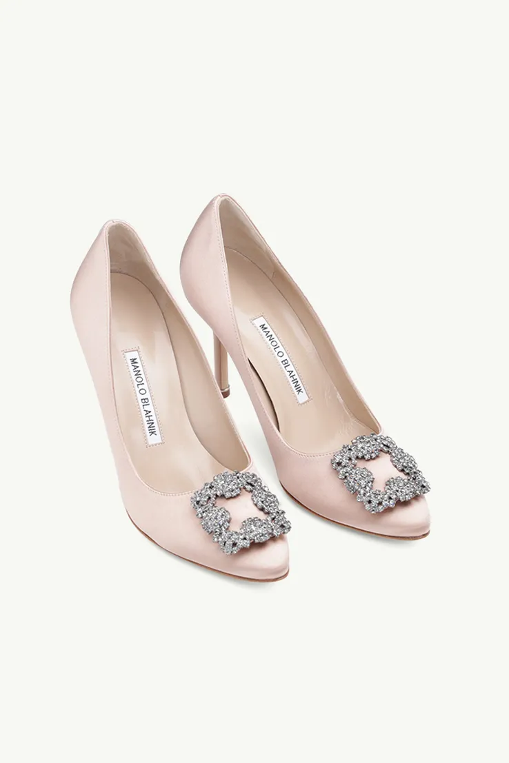 MANOLO BLAHNIK Hangisi 9cm Pumps in Champagne Satin with Dark Crystal 1