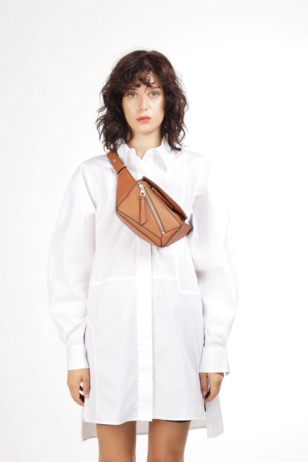 LOEWE Mini Puzzle Bumbag in Tan Classic Calfskin 4