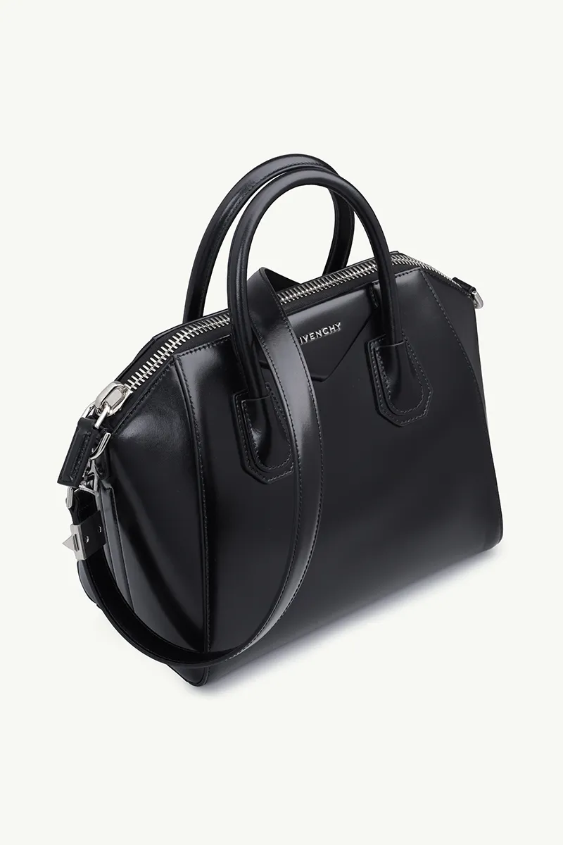GIVENCHY Small Antigona in Black Smooth Leather 2