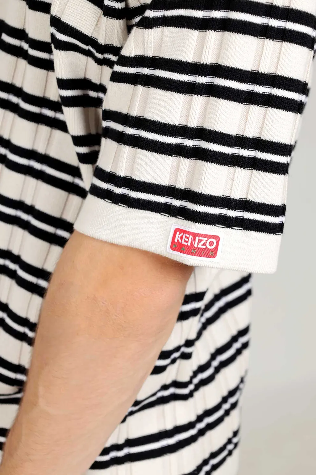 KENZO Men Striped Merino Wool Loose Fit Jumper in Off White/Black with Collar & Buttons 4