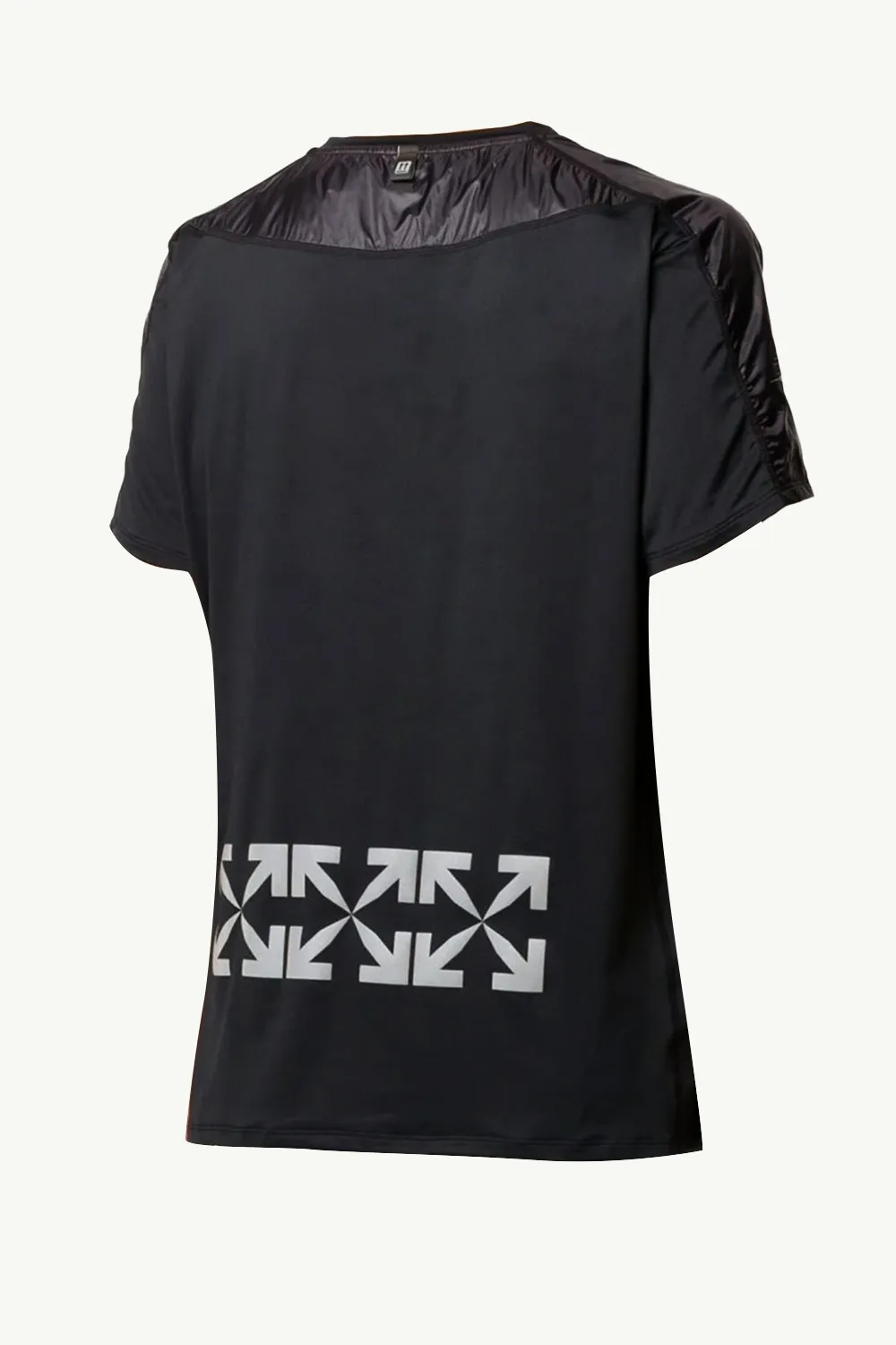 OFF WHITE Men Casual Arrows Printed T-Shirt in Black with Pocket on Chest 1