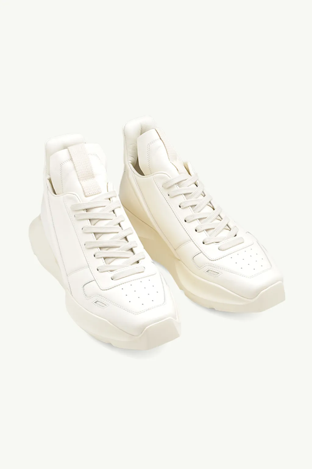 RICK OWENS Men Geth Runner Sneaker in Milk Grained Calfskin 1