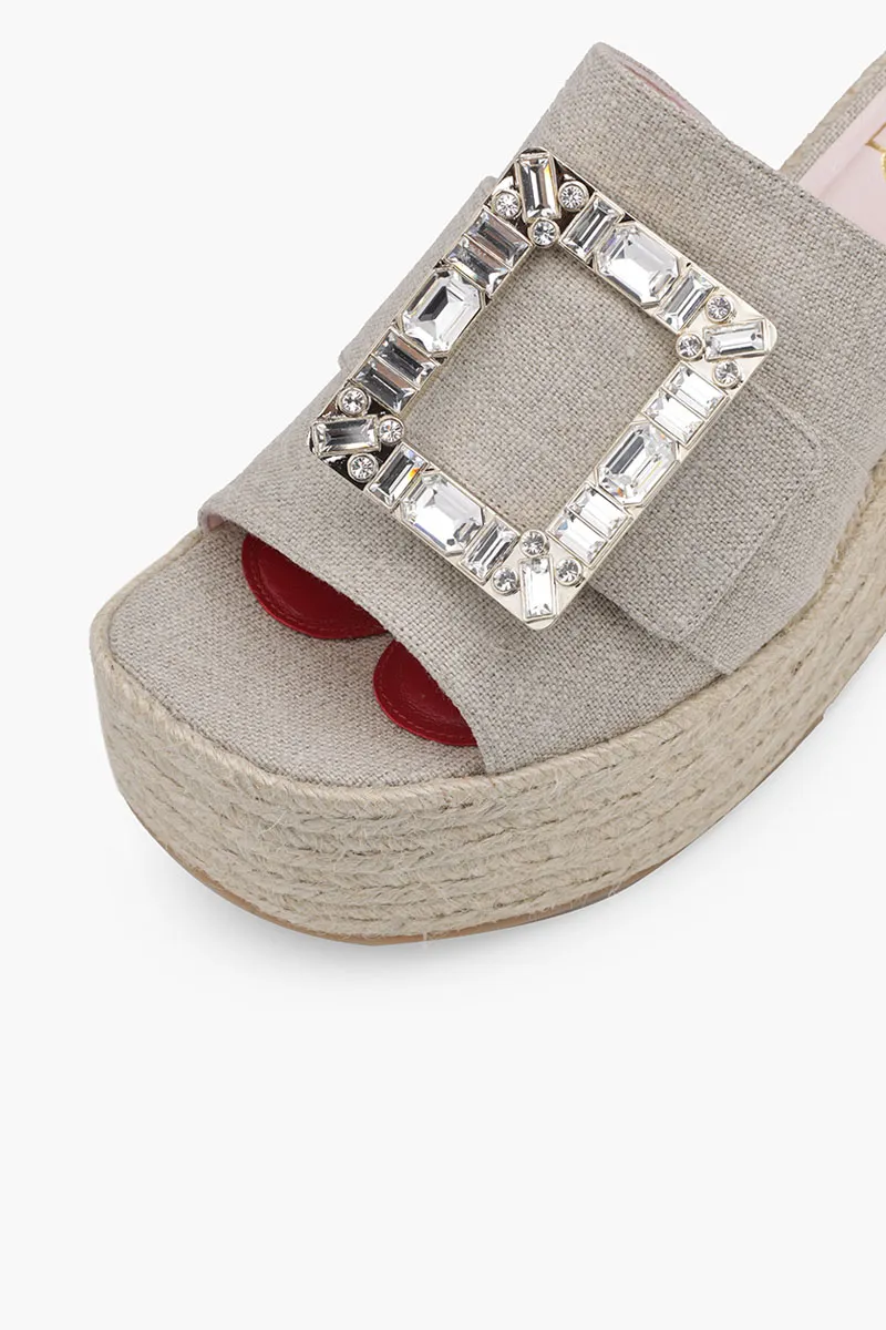 ROGER VIVIER Strass Buckle Espadrille Platform Mules 80mm in Beige Fabric 4