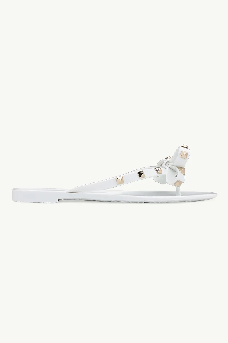 VALENTINO Rockstud Jelly Sandals (Thong) in Optic White 0