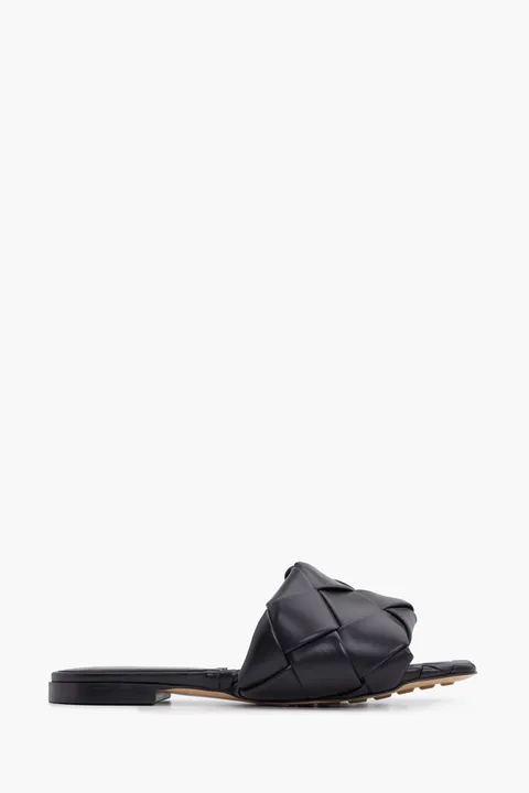 BOTTEGA VENETA BV Lido Woven Flat Sandals in Black