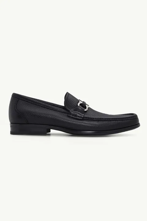 SALVATORE FERRAGAMO Men Gancini Bit Moccasin in Black