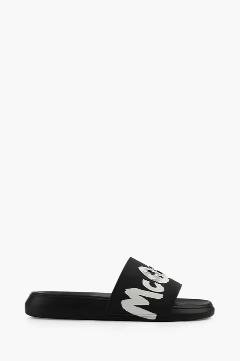 ALEXANDER MCQUEEN Men 'MCQUEEN' Graffiti Rubber Pool Slide in Black/White
