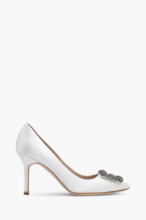 MANOLO BLAHNIK Hangisi 9cm Pumps in Cream Satin with Dark Crystal