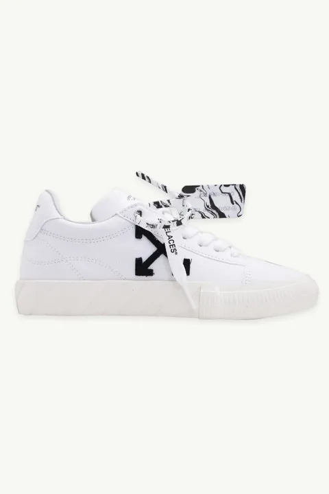 OFF WHITE Women Vulcanized Low Sneakers in White Canvas with Logo